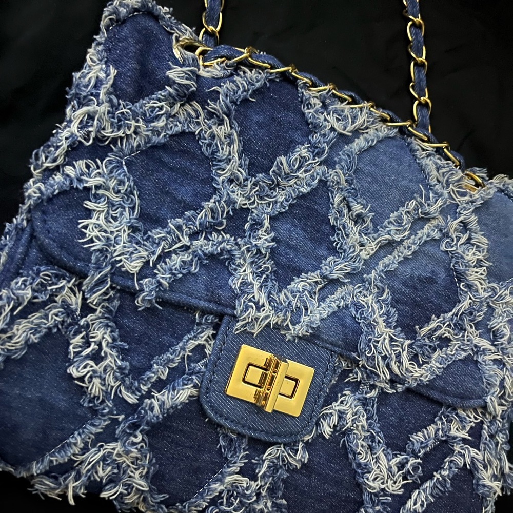 Debone Crossbody Shoulder Bag